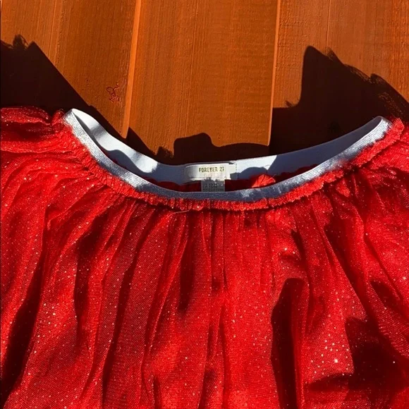 Girls Metallic Tulle Skirt - Picture 7 of 7